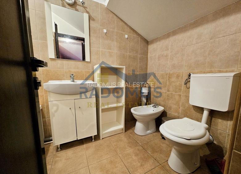 Vilă spațioasă, central, ideală pentru activități comerciale/birouri - 24