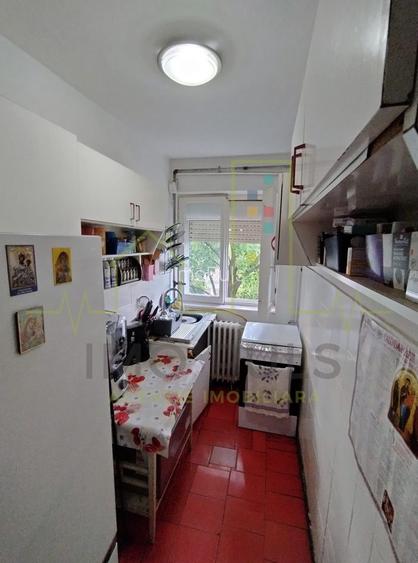 4 camere. Cetatii. Acoperis. - 9