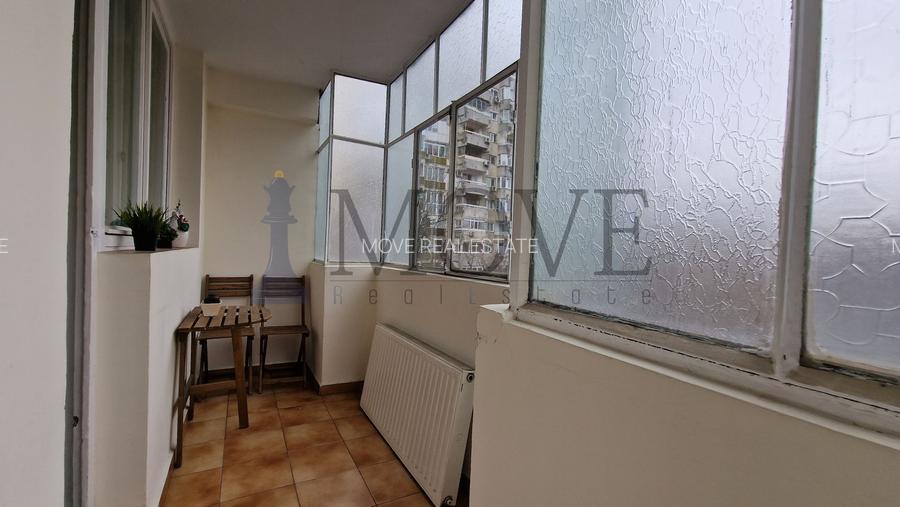 Apartament decomandat cu 2 camere + l0c parcare -TINERETULUI - STR TRESTIANA - 18