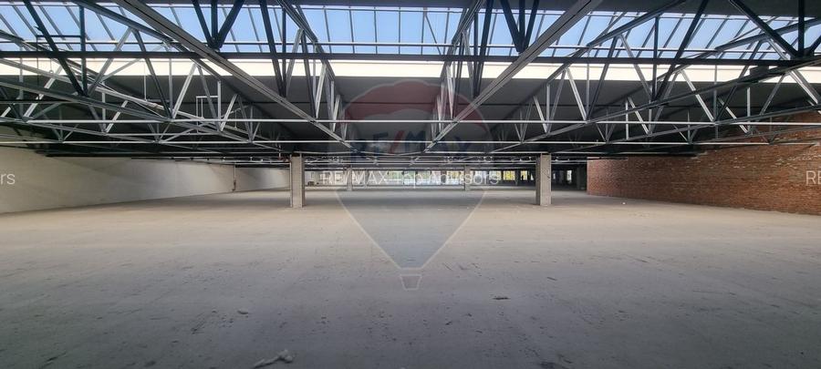 DE INCHIRIAT Spațiu comercial | 3872mp | Preciziei / Militari - 17