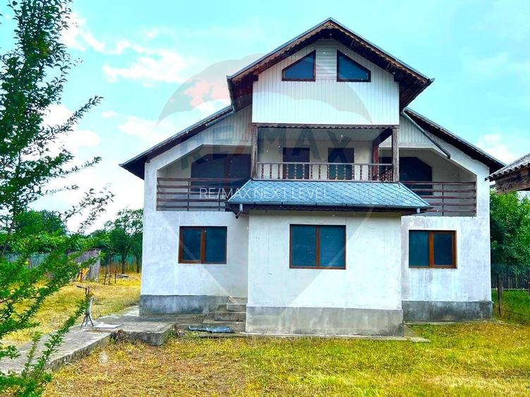 Casă / Vilă cu 6 camere de vânzare în BUHUȘI Județul BACĂU - 3