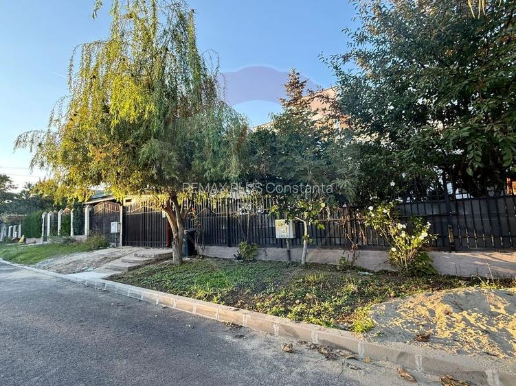 Vila P + 1 de vanzare in Eforie Nord teren proprietate 300 mp - 2