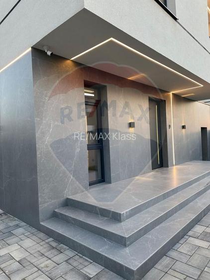 Vila moderna de inchiriat cu 5 camere, prima inchiriere - 47