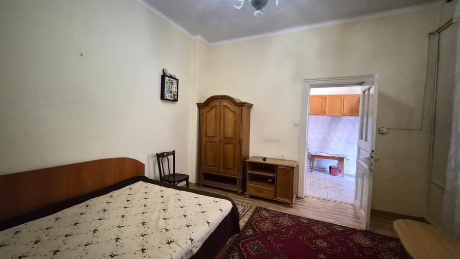 Casa caramida (zona Tomis II) - 3 camere + teren 176 mp