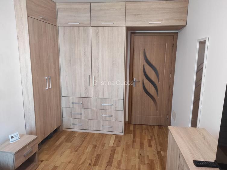 Proprietar . Vând apartament 2 camere, Bacau - 2