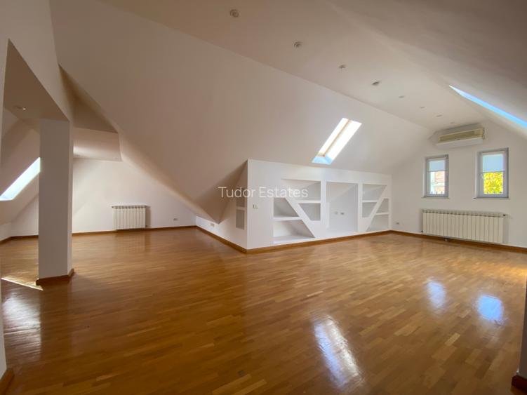 Individual villa for rent with 700 sq. m garden - 26