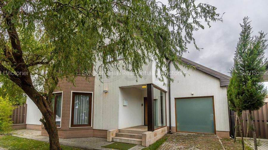 REV2002939 Vila cu piscina 2000 mp teren in Corbeanca - 18