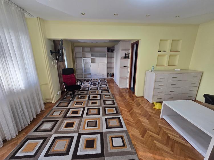 Apartament 4 Camere | Calea Moșilor – Eminescu | Bloc 1982 | 86,71 mp