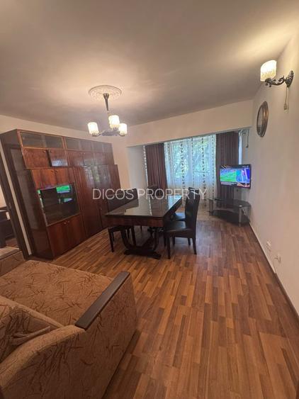 Apartament cu 3 camere de vânzare – zona Policlinică - 2