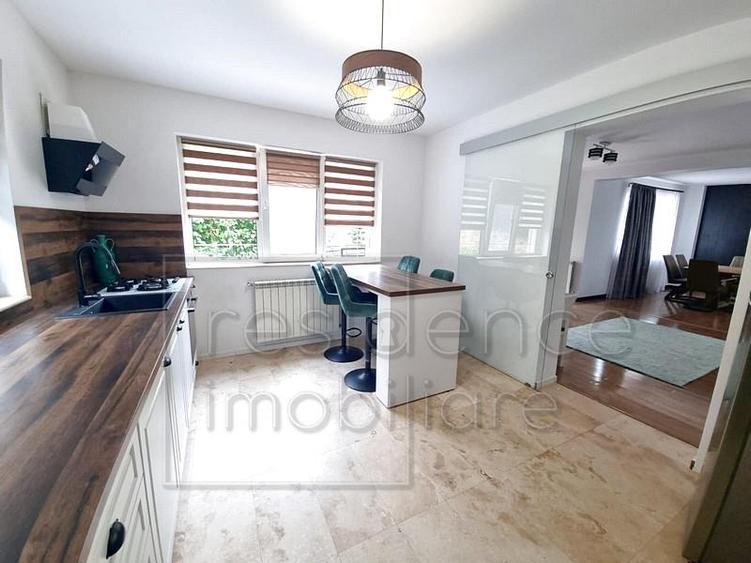 Pet friendly! Casa spatioasa cu 5 camere, Europa+2 Garaje