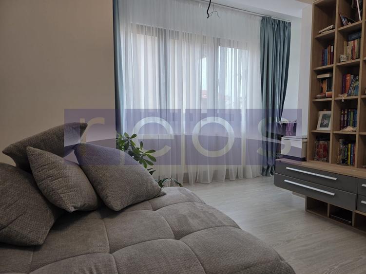 VANZARE 4 CAMERE -CARTIERUL LATIN   - 2x loc parcare - 3