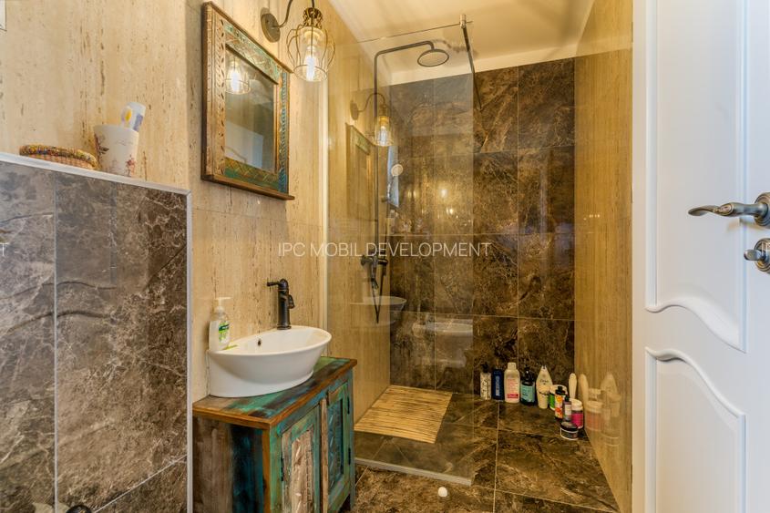 Proprietate deosebita cu piscina, Gadalin - 12