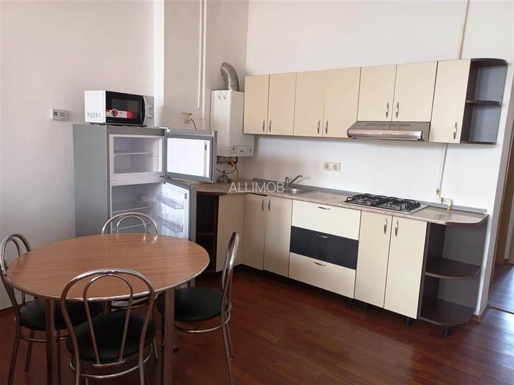 Apartament 2 camere in Ploiesti, zona ultracentrala - 2