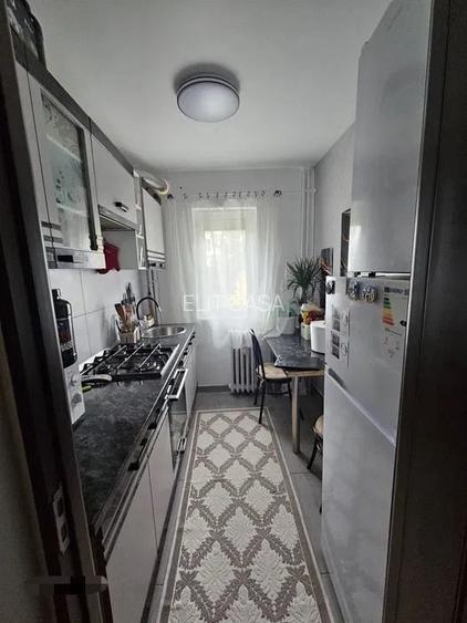 Apartament cu 2 camere, etaj 3/4, zona Zimbru - 2