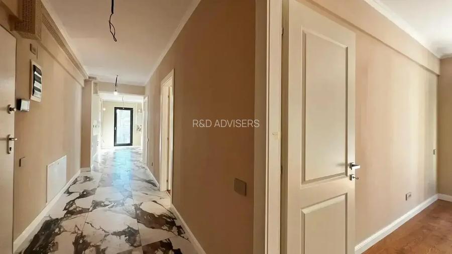 4 camere Unirii/ansamblu exclusivist/parcare dubla inclusa/ Comision 0 - 3