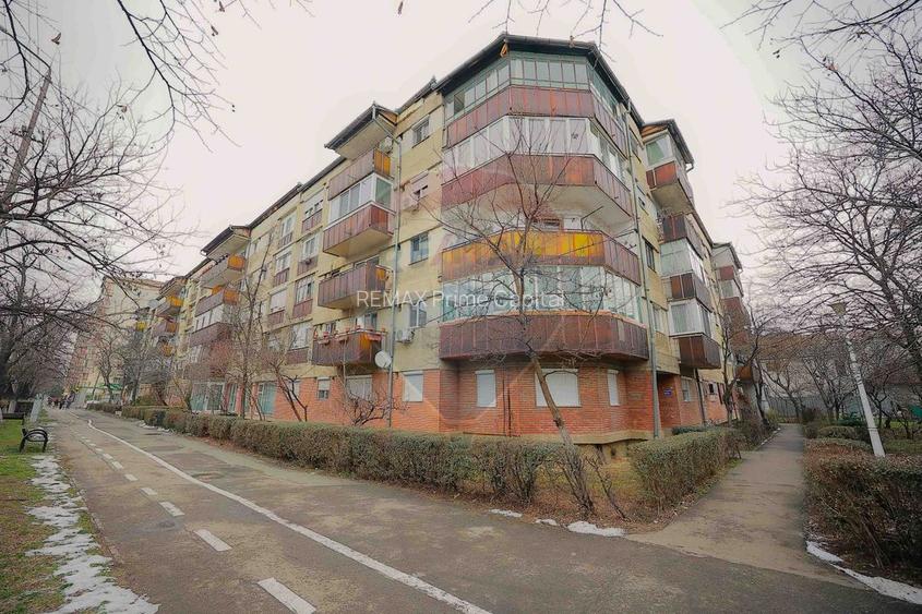 De vânzare garsonieră 13 mp, parter - zona Rogerius - 4