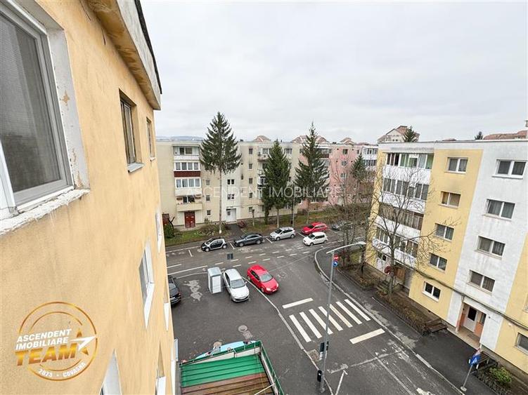 FILM&TUR 3D!! Apartament cu 3 camere luminos, loc parcare, zona Lenin, Sfantu Gh - 16