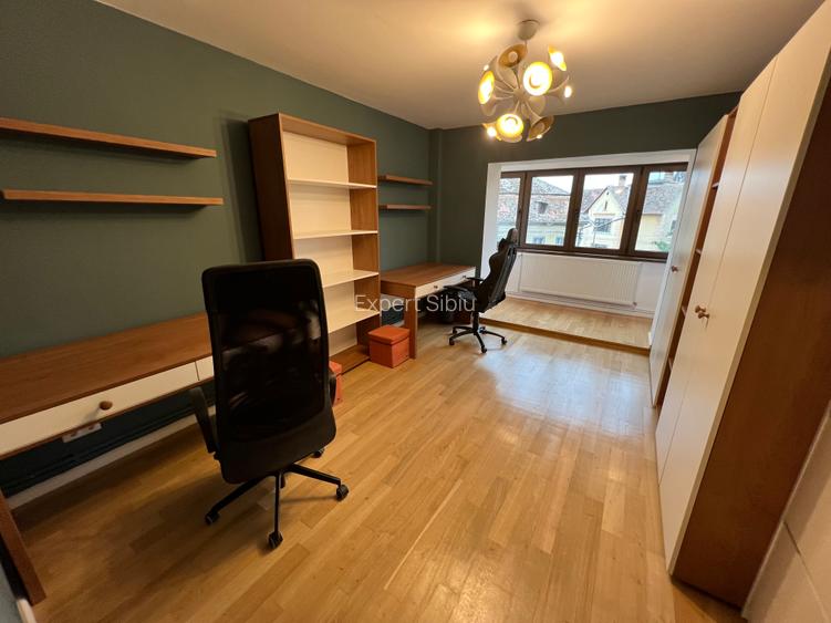 Apartament 3 camere dec, recent renovat – zona Centrală, str. C-tin Noica - 6