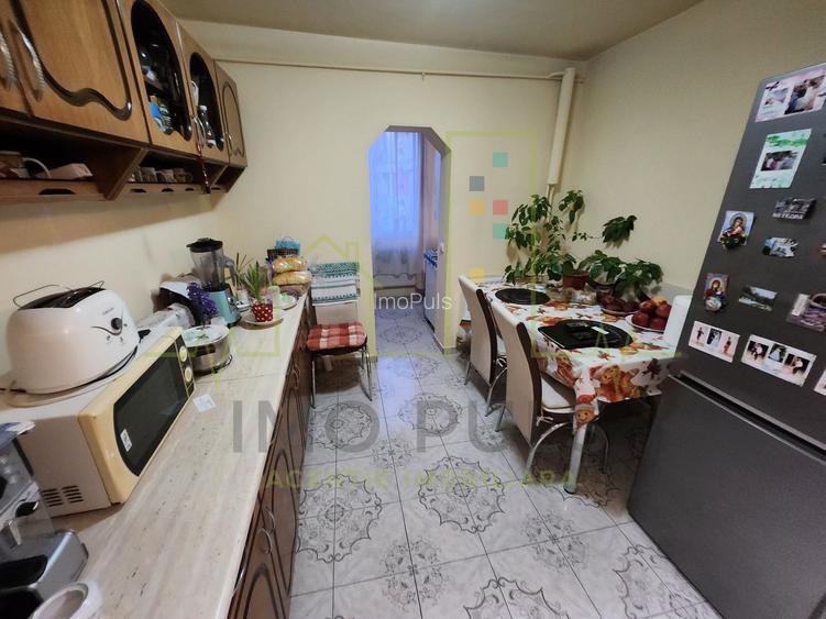 Decomandat. Acoperis. Mobilat si utilat. Plavat II. - 5