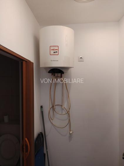 Garsoniera mica de vanzare zona Baicului - 9