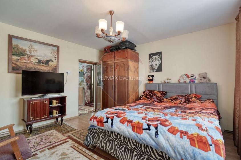 Casă / Vilă cu 6 camere de vânzare în zona Bartolomeu - 13