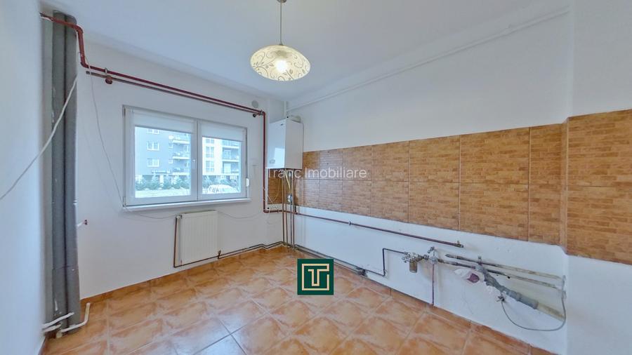 Apartament cu 4 camere de vânzare în Micălaca – spațiu generos și zonă excelentă - 8