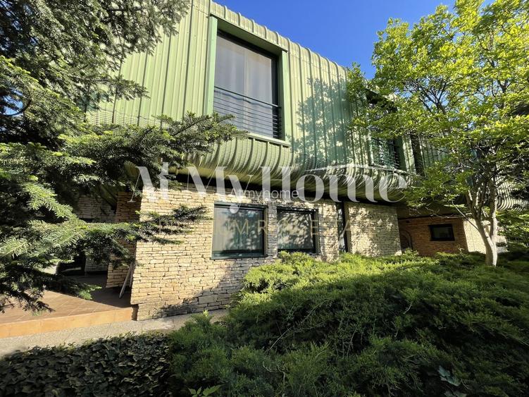 Vila SUPERBA, DESIGN UNIC, Proiect de Arhitectura Premiat, 1800mp teren, Garaj - 3