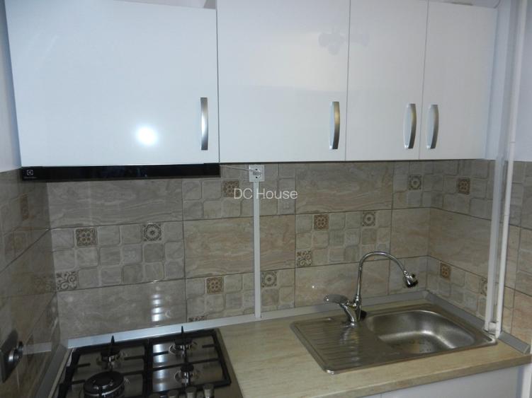 Garsoniera de inchiriat bld Nicolae Caramfil ~ Etaj 1/4 - 5