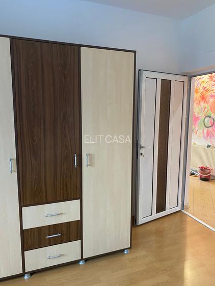 Casa - finisaje LUX, poze informative, 5 camere, zona Bucium - 4
