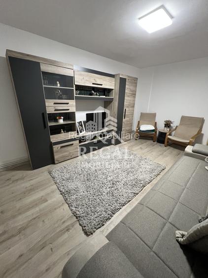 Apartament 2 camere, Micro 5/1 – mobilat și utilat, renovat complet - 2