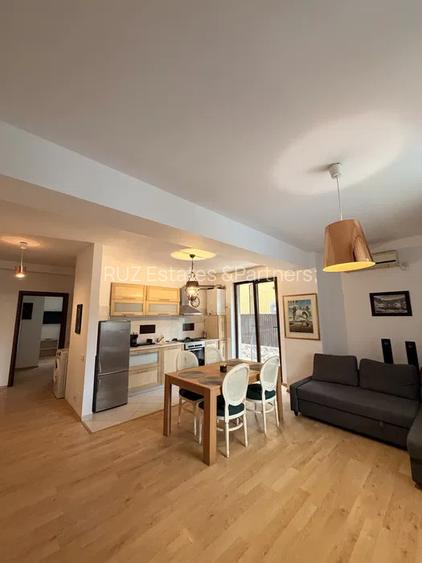 Apartament 2 camere | Inchiriere | Curte proprie 60 mp | 2 locuri parcare  - 2