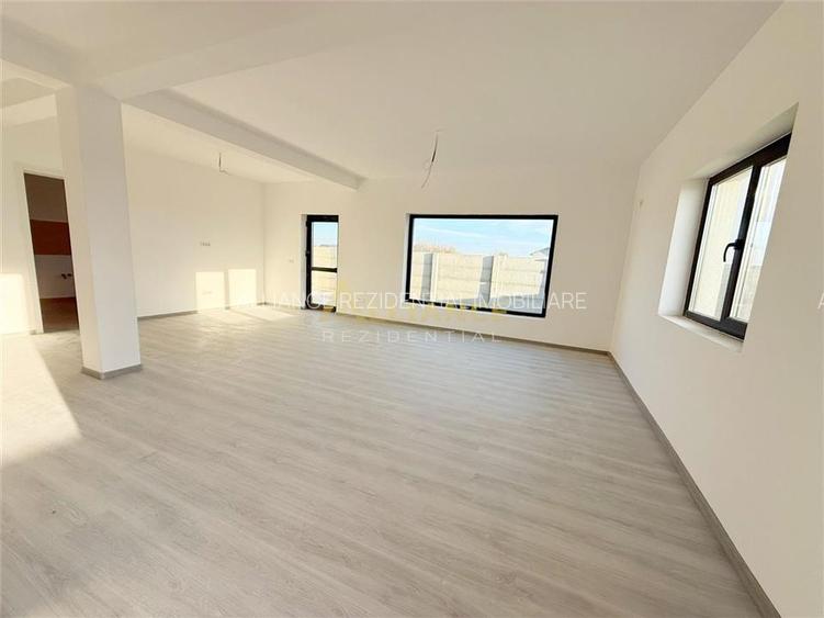 Duplex / 6 Camere / 3 Bai / Teren 250 mp - 5