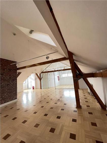 SPATII BIROURI - ZONA P-TA UNIRII - 16