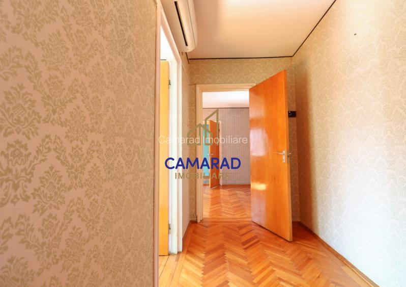 Apartament cu 3 camere de vânzare - Titan - Piata Minis - 11