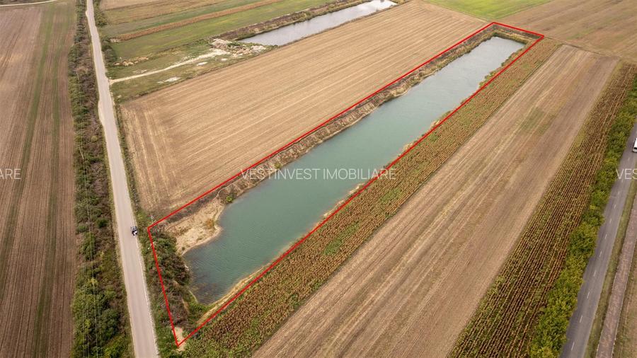 Teren extravilan Santau cu luciu de apa - 4