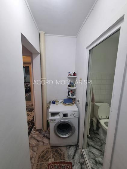Poarta 6 liceul Blaga- apartament 4 camere decomandat cu gaze - 7