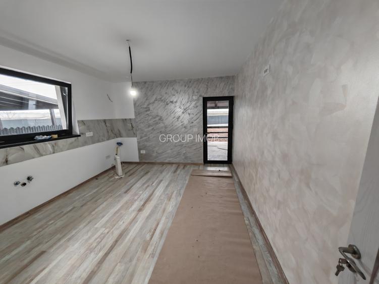 Case Moderne cu Design Elegant, in Lilieci - 11