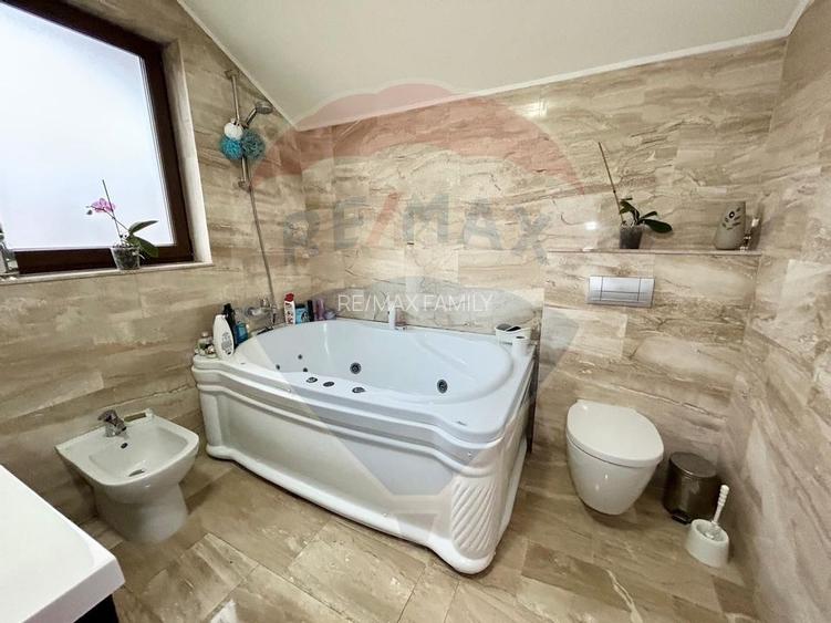 Casa/Vilă cu 4 camere de vânzare in Santandrei - 14