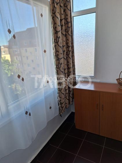 Apartament 2 camere de inchiriat semidecomandat 46 mp zona Terezian - 10