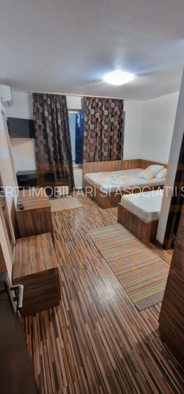 Pensiune cu 10 camere, de inchiriat, in Mamaia-Sat, zona LIDL - 12