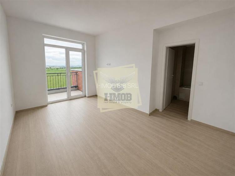 Penthouse la cheie cu 3 camere 2 bai si 40 mp terasa Calea Surii Mici - 4