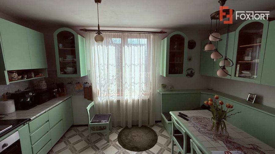 Casa individuala cu 7 camere si 1752 mp teren - zona Ghiroda - 5