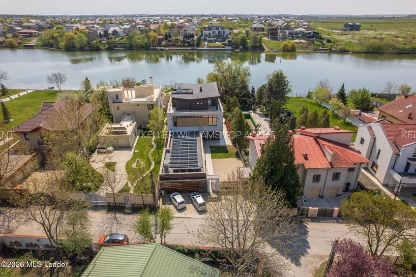 Vila pe malul lacului Mogosoaia | 617 mp total, teren 1182 mp - 36