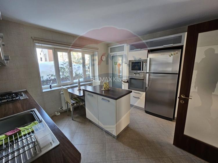 Vila deosebita de vanzare in Chitila, la 150 m de padure, in apropiere - 13