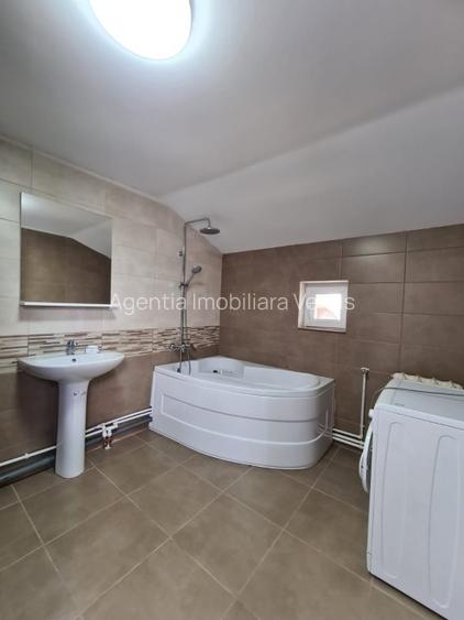 Casa la cheie in oras zona Electrocontact - 10