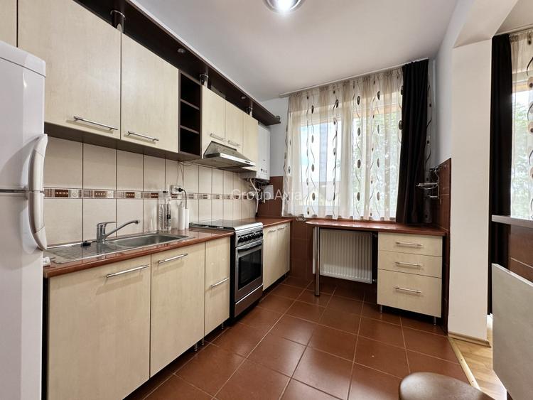 Apartament spatios cu 3 camere, Zorilor/Europa, 74 mp, bloc mic, boxa - 11