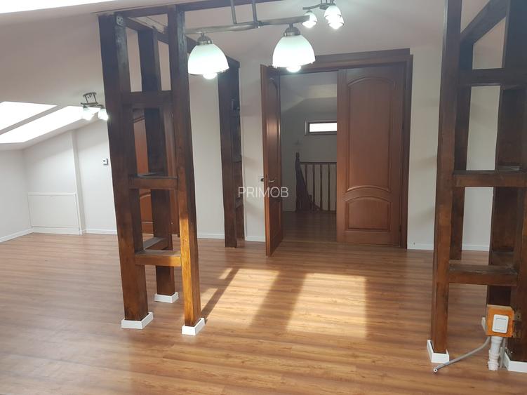 Sisesti-vila eleganta cu finisaje-lux,acces securizat,confort termic sporit,view - 15