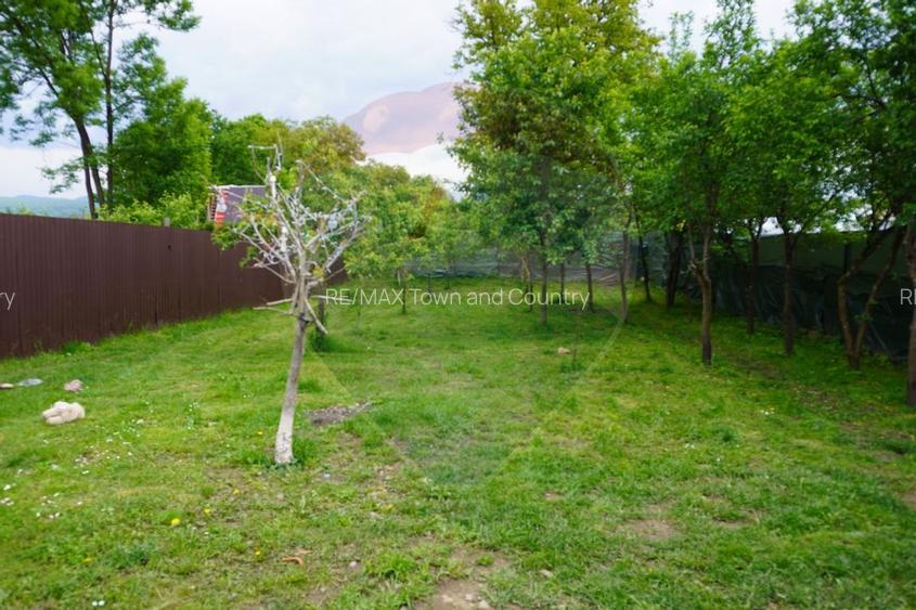 Casă cu 6 camere la Crăciunesti - 8