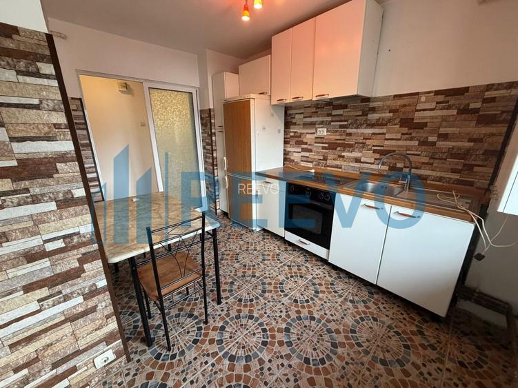 Apartament 3 camere decomandat, Târgu Ocna - 5