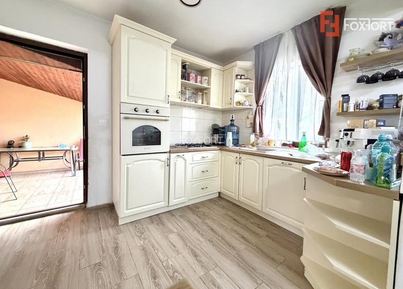 COMISION 0% Duplex despartit prin garaj, 5 camere, teren 660 mp in Sanandrei - 11